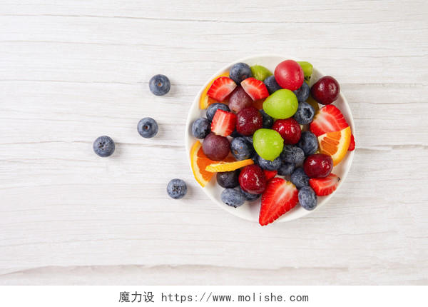 夏季水果拼盘美食背景图片